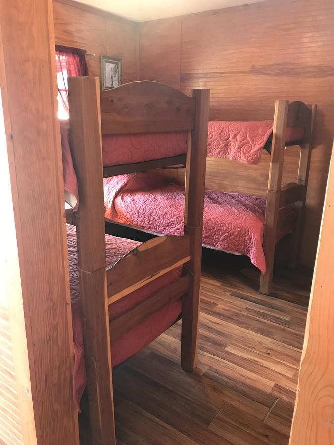 Twin Elm Guest Ranch And 2E Rv Resort Bandera Bagian luar foto